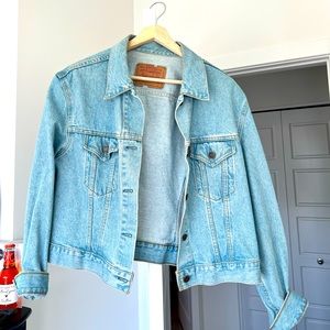 Vintage oversized LEVI’S jean jacket